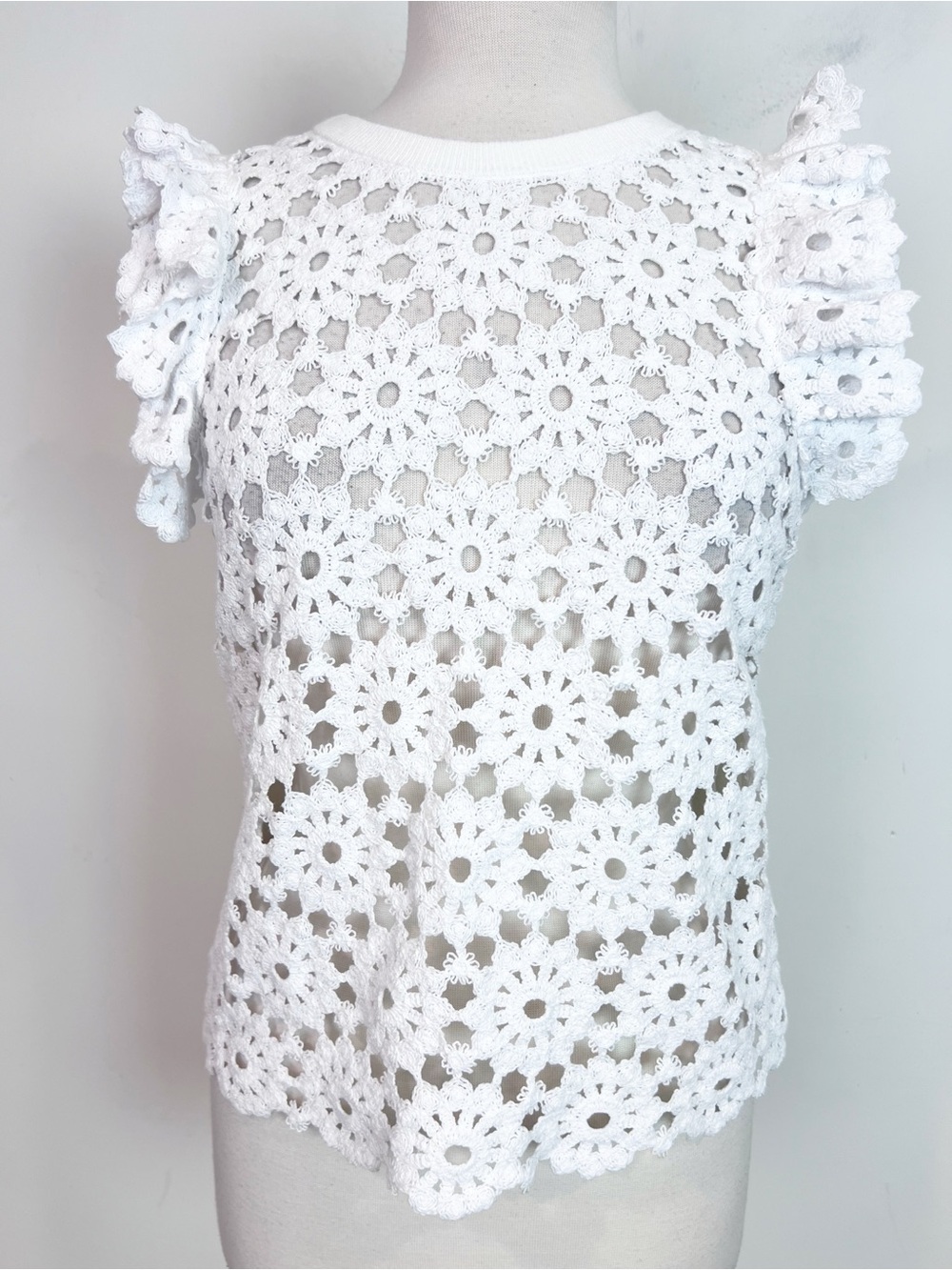 MICHAEL MICHAEL KORS WHITE CROCHET LACE SLEEVELESS KNIT SHIRT SZ SMALL